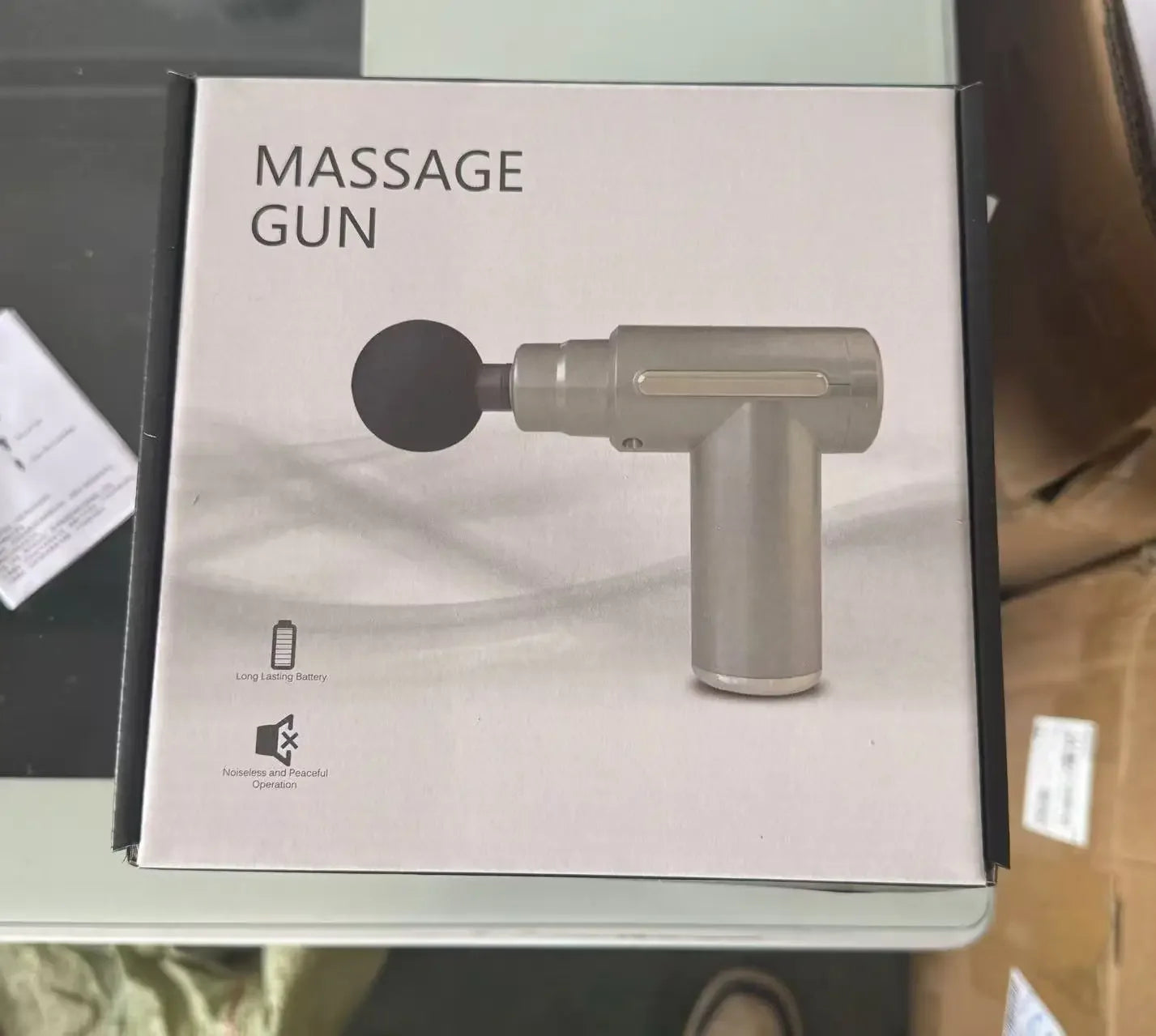 Compact size mini massage gun easy to carry
